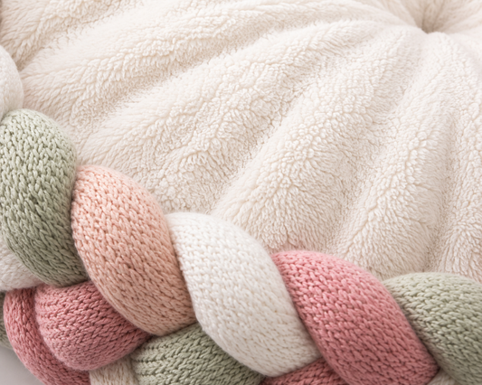 Handwoven Braided Calming Pet Bed Round Plush Nest